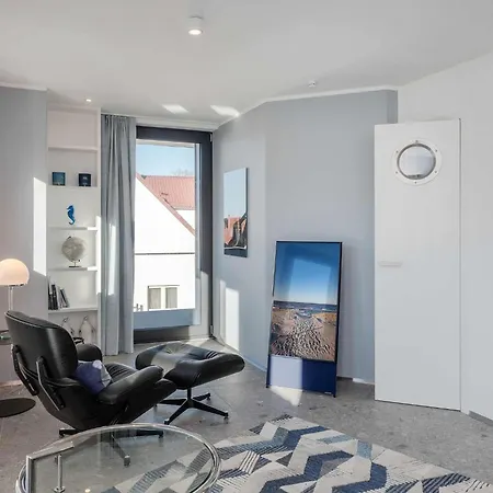 아파트 Stormy Im Nauticum By Interhome 루브민