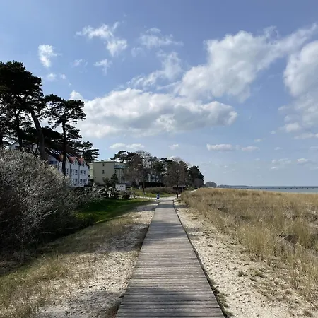 아파트 Stormy Im Nauticum By Interhome 루브민